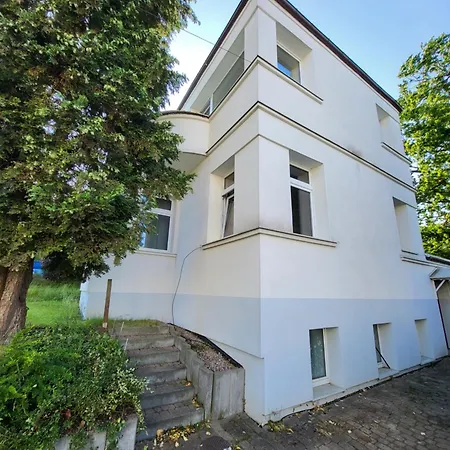 Moderna Sea Apartment